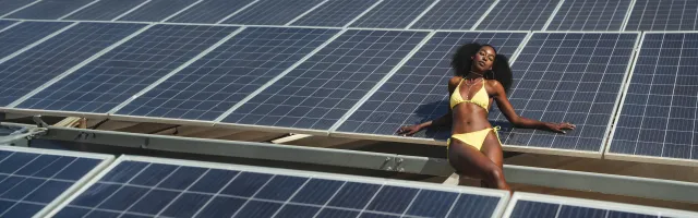 אורבניקה - סקירה כללית, סניפים ומבצעים