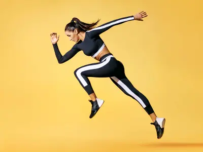 הטרנדים החמים של בגדי הספורט לשנת 2025